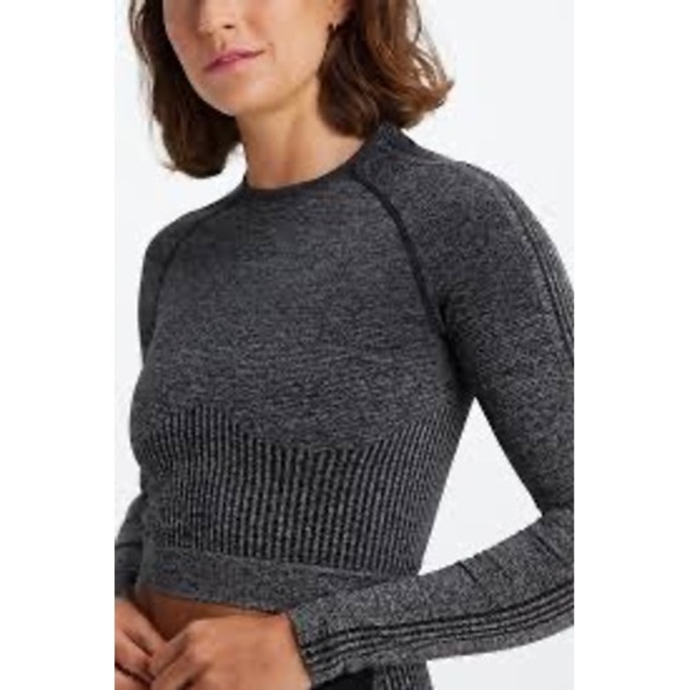 Fabletics Seamless Long‎ Sleeve Crop Workout Top Heathered Charcoal Grey Medium